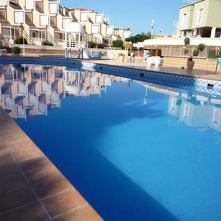 Bonito Complejo Orlando *