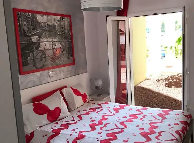 Bonito Complejo Orlando Apartmán *